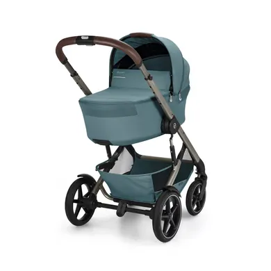 cybex, Blau – Besonderheit: kompakte Faltung (auch mit Babywanne)