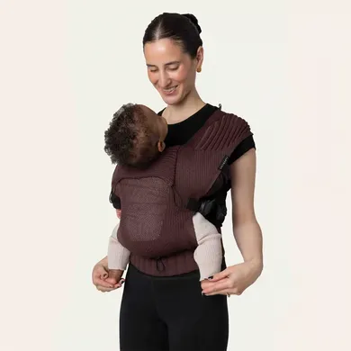 Babytragen, FLYBABY, Braun – Besonderheit: flexibel anpassbar und komfortabel
