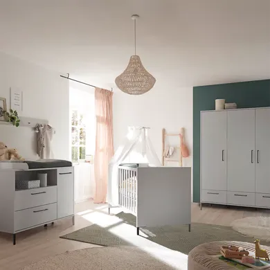 Babyzimmer Sets, Mäusbacher, Grau – Besonderheit: Set bestehend aus einem Kinderbett, einer breiten Wickelkommode und einem 3-türigen Kleiderschrank